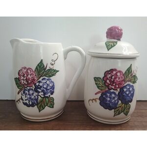 Vintage KNOTTS BERRY FARM Sugar with Lid Creamer Set Boysenberry Design S6